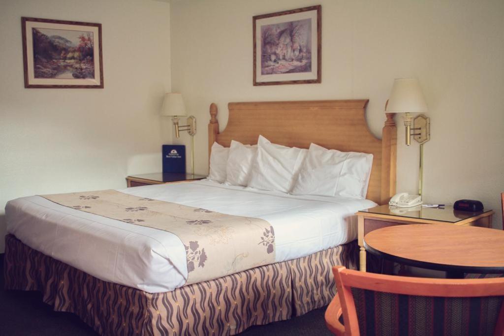 Americas Best Value Inn - Pendleton Esterno foto