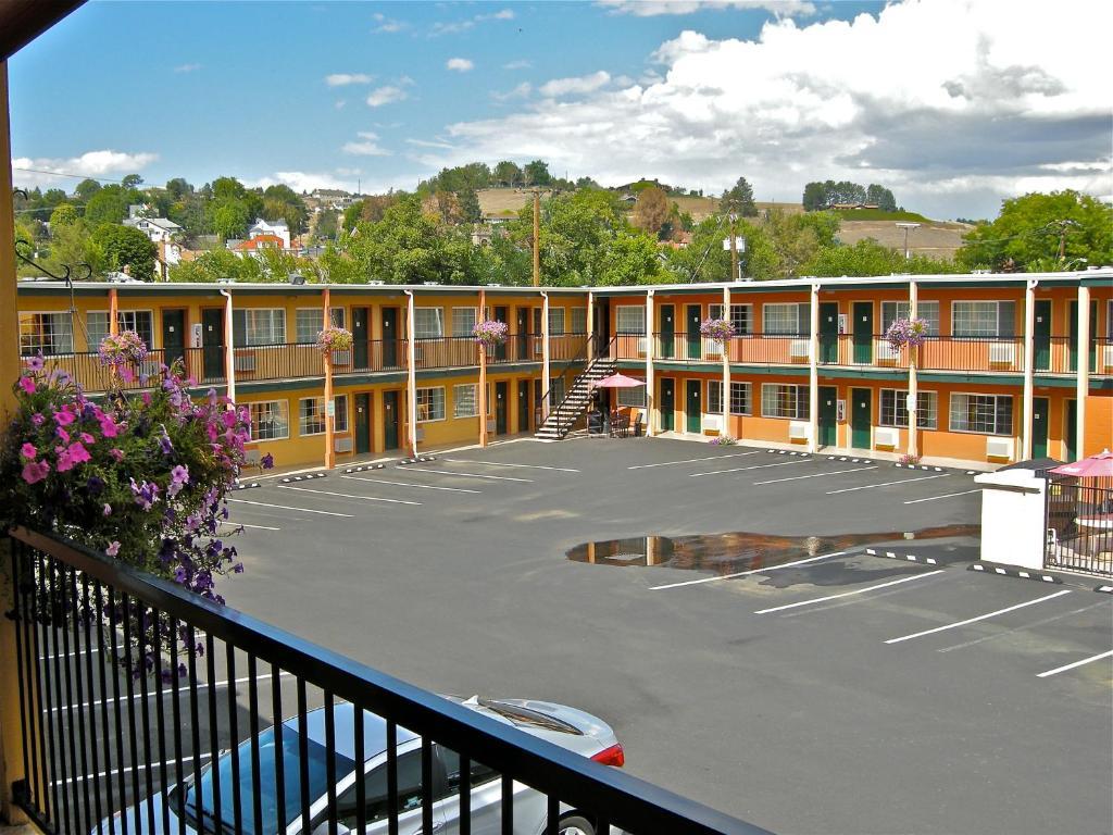 Americas Best Value Inn - Pendleton Esterno foto