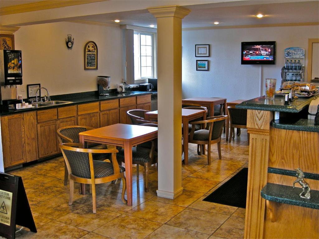 Americas Best Value Inn - Pendleton Esterno foto